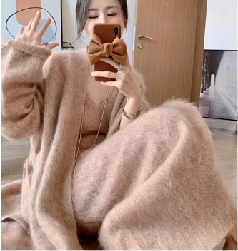 Sweater Dresses Suit Women 2023 Winter New French Temperament Gentle Knitted Cardigan Dress Small Fragrant Two Piece Set JZ096